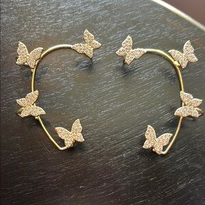 Elegant Gold Earrings with Intricate Design